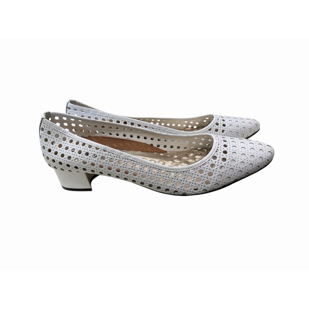 Walking Cradles Women’s 13 Eyelet Cutout White Prep Pump Heel Office Work Church